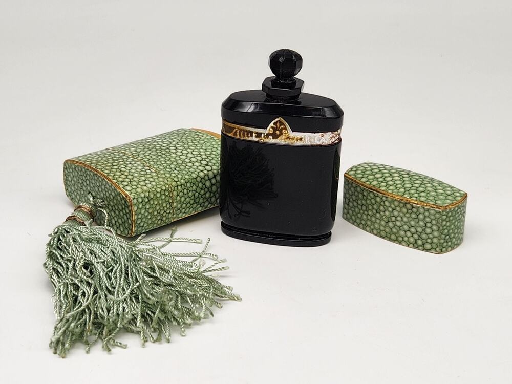 Vintage Caron Nuit de Noel Perfume Baccarat Style Bottle/Black - Empty 3"